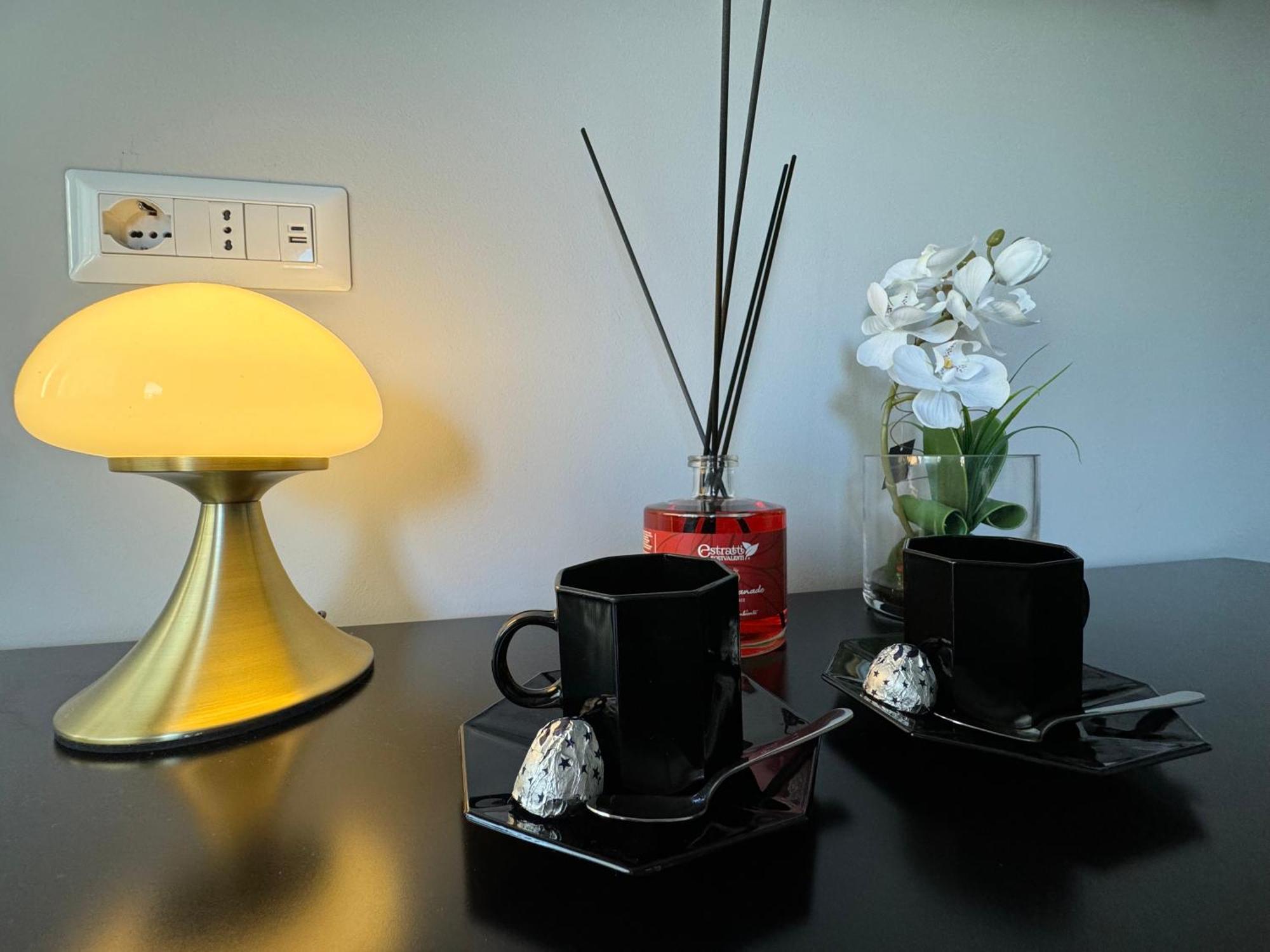 Meg Glamour Suite Milano Vicino I Navigli Bagian luar foto
